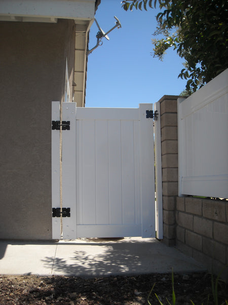 Solid Privacy Fence Gate