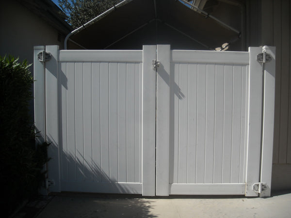 Solid Privacy Fence Gate