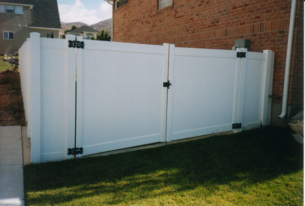 Solid Privacy Fence Gate